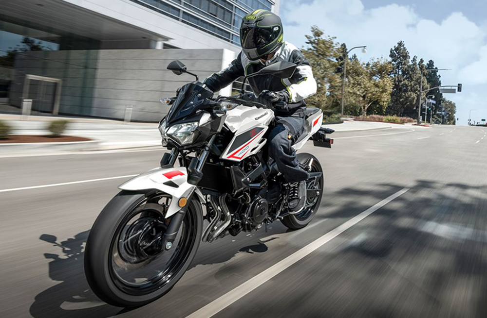 kiểu dáng Z400 ABS 2023 